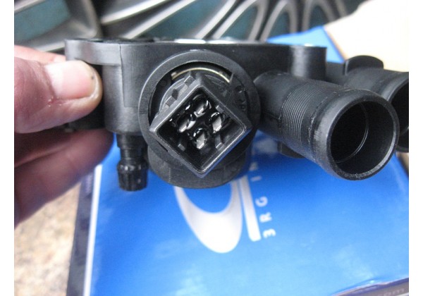 Корпус термостата (термостат) Renault 1.9 d, dti, dci, 8200074346, 8200674368